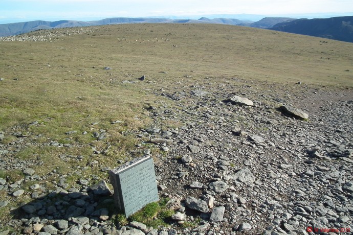 Wider view of the Helvellyn landing area.