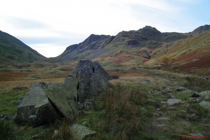 The head of Grisedale, with Dollywaggon Pike to the centre, and Nethermost Pike to its right.