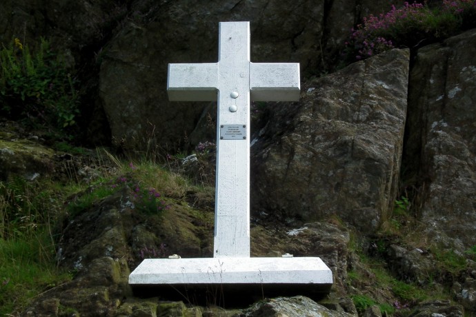 The Fanny Mercer memorial cross.