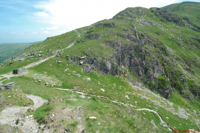 Approaching Nan Bield Pass.