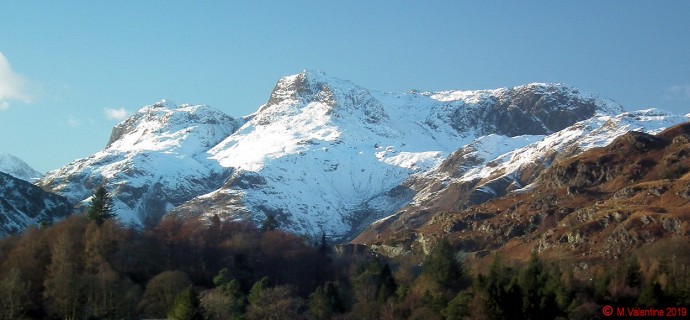 Langdale Pikes.