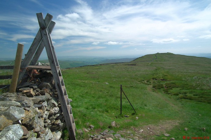 Looking towards Shipman Knotts.